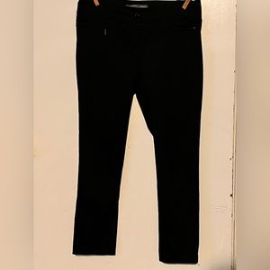 Size 4 SmartSet black skinny dress pants